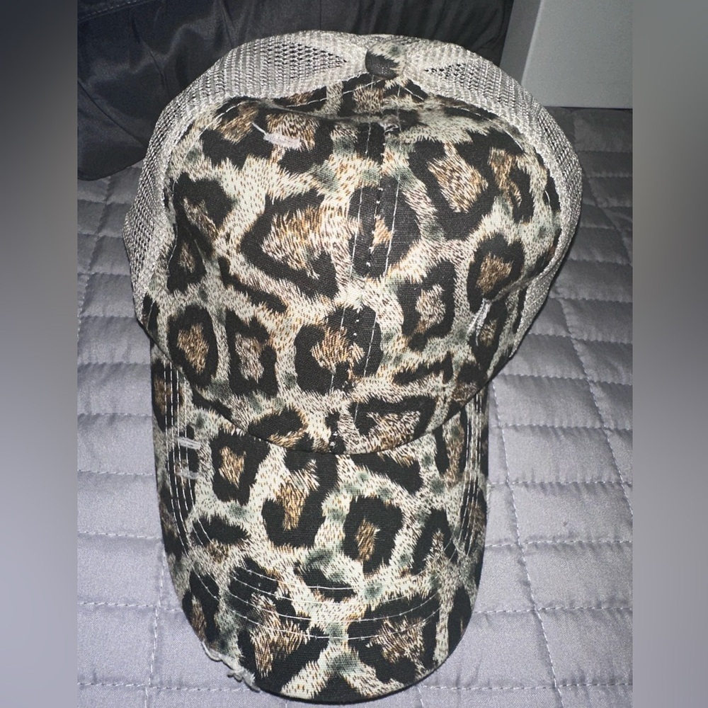 C.C Exclusive Women Leopard Animal Print Mesh Back Ponytail Baseball Cap Hat
